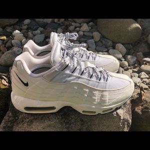 Nike Air Max 95 Essential sz 11.5